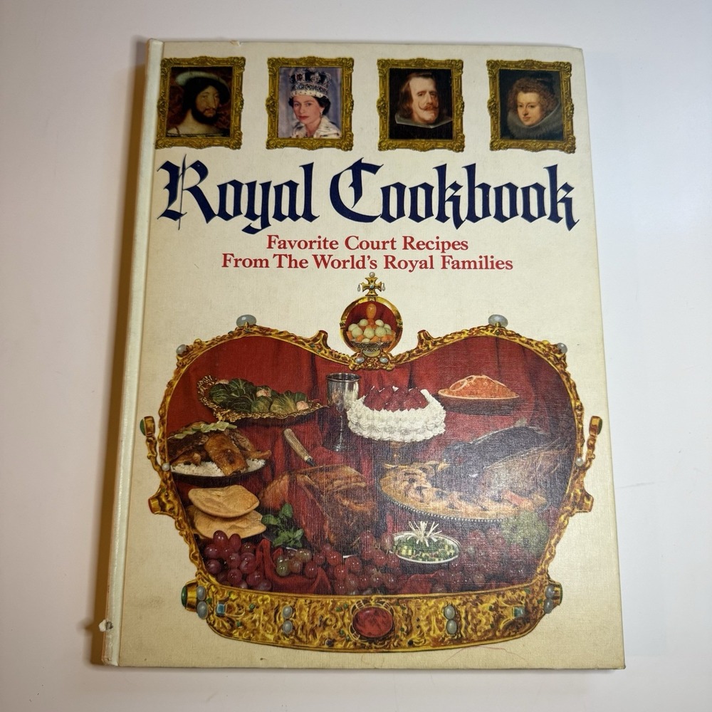 Royal Cookbook 1971 Vintage Favorite Court Recipes Hardcover Historic‎